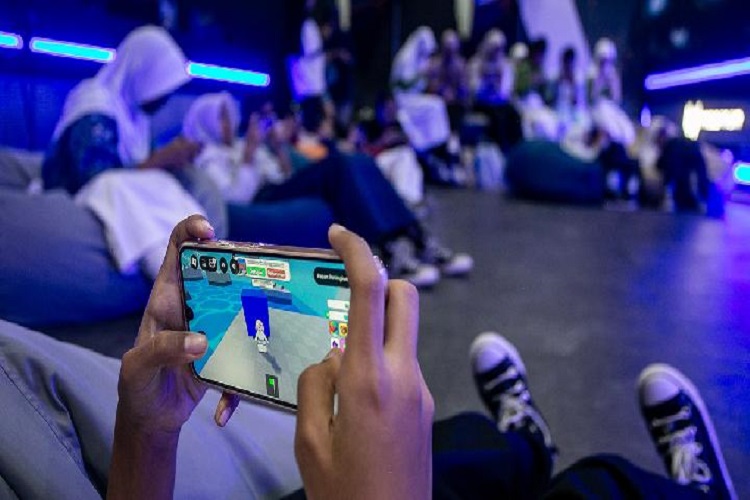 Roblox Pakai AI untuk Ganti Kata Kasar dalam Chat Pengguna